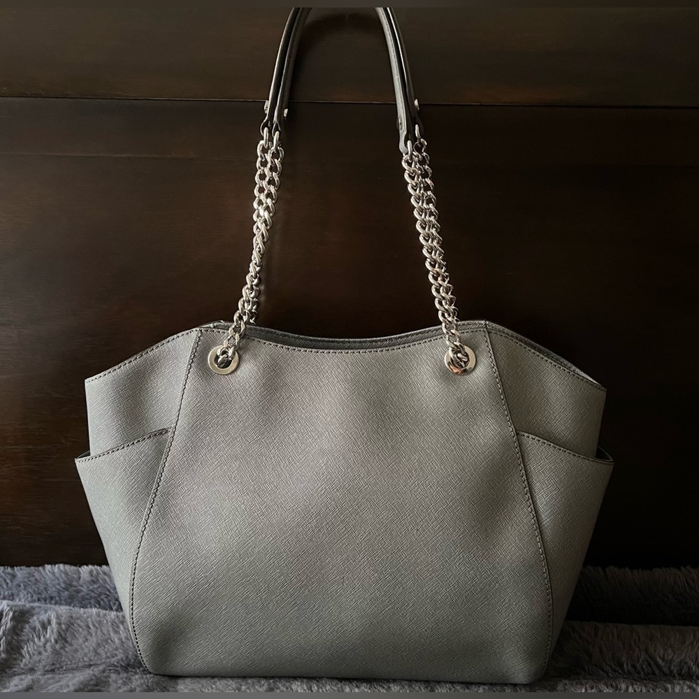 Michael Kors Women's Jet Set Travel Gray Silver Chain Shoulder Bag - Picture 2 of 8